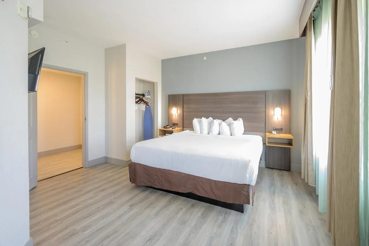 Hotel Hawthorn Extended Stay By Wyndham Panama City Beach Upper Grand Lagoon