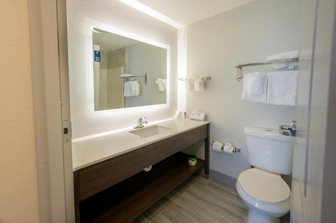 Hawthorn Extended Stay By Wyndham Panama City Beach Upper Grand Lagoon 3*,