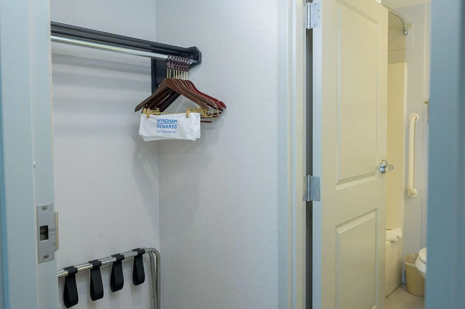 Hawthorn Extended Stay By Wyndham Panama City Beach Upper Grand Lagoon Hotel