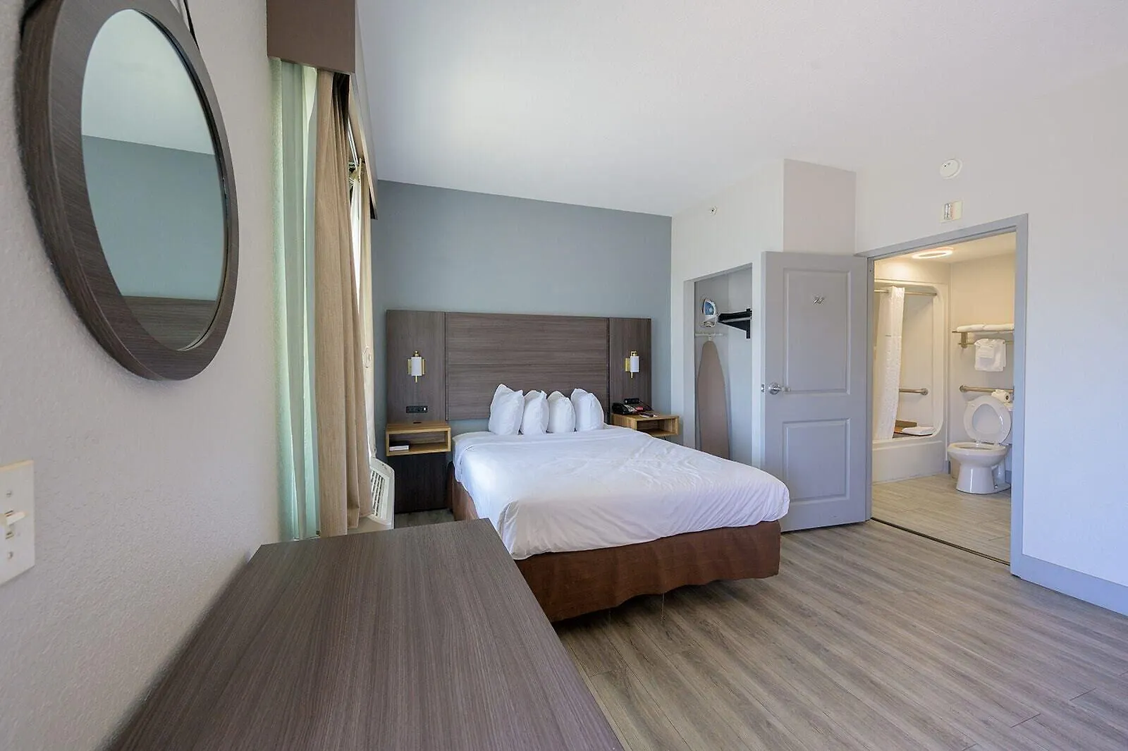 *** Hotel Hawthorn Extended Stay By Wyndham Panama City Beach Upper Grand Lagoon United States