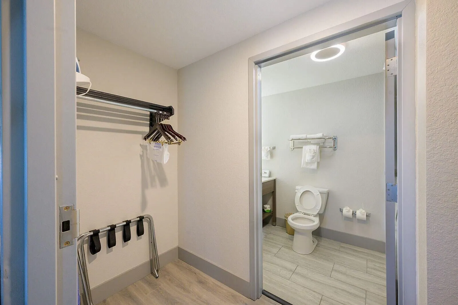 Hotel Hawthorn Extended Stay By Wyndham Panama City Beach Upper Grand Lagoon